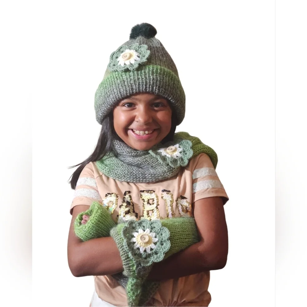 Hand Crafted Crochet Winter 3pc Set Green Ombré Beanie Scarf gloves wool floral